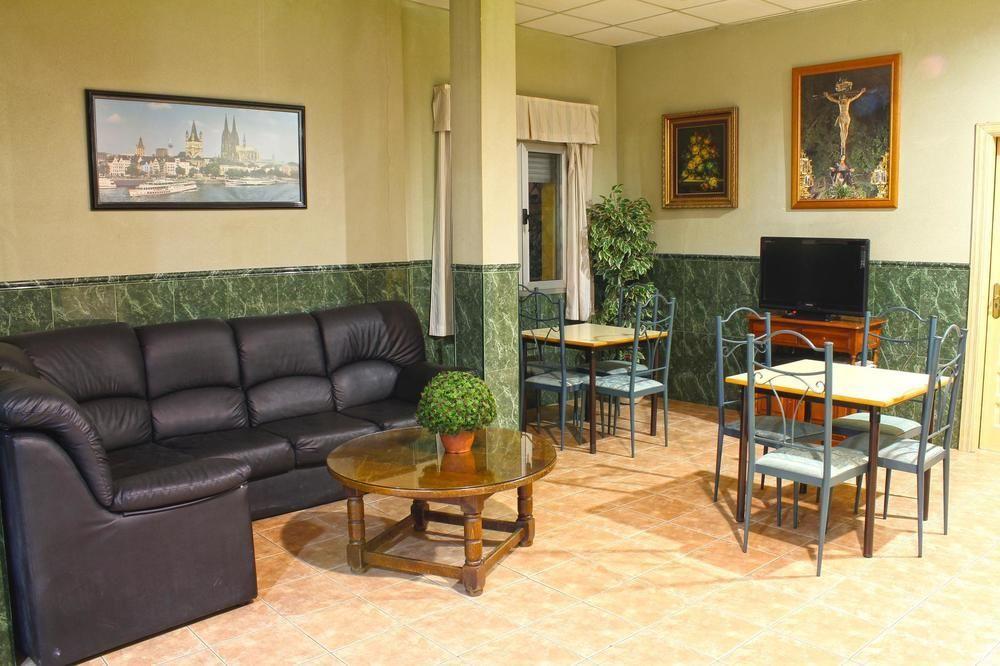 La Casa De Enfrente Casa de hóspedes 2*